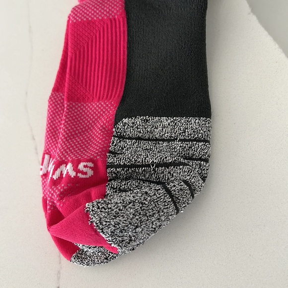 New Swiftwick compression sock size L - Picture 4 of 5